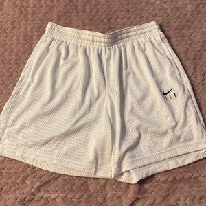 Nike fly basketball shorts